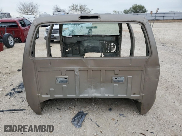 2005 Ford F-350 XL с VIN 1FTWW31P15EC18710, выставлен на аукционе Copart как лот 88154275 с пробегом Не указан миль и На запчасти • Non repairable. История ставок и продаж доступна на DreamBid. Изображение 6.
