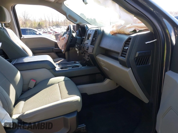 2016 Ford F-150 XLT with VIN 1FTEW1EF9GFB80917, listed as a IAAI auction lot 41640506 with 90,883 mi miles. Bid and sale history available at carsss.com. Image 5.