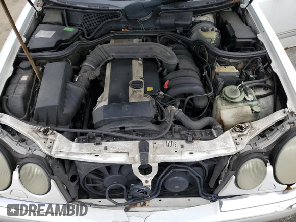 1996 Mercedes-Benz E-Class with VIN WDBJF55F5TJ022277, listed as a Copart auction lot 52597985 with 213,848 mi miles and Clean Title. Bid and sale history available at carsss.com. Image 11.