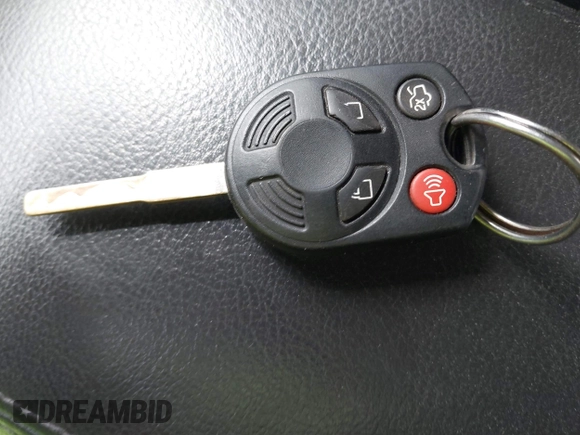 2016 Ford Focus SE с VIN 1FADP3F23GL244313, выставлен на аукционе IAAI как лот 42282622 с пробегом Не указан миль и . История ставок и продаж доступна на DreamBid. Изображение 11.