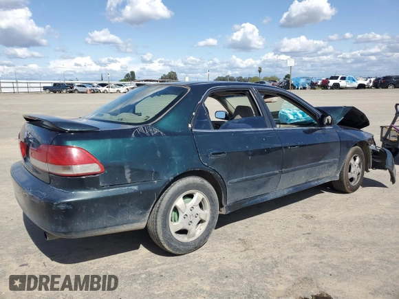 2001 Honda Accord LX z VIN JHMCG66501C014025, wystawiony jako Copart lot #51326805 z przebiegiem Nie podano mil oraz Szkoda całkowita • Salvage title. Historia ofert i sprzedaży dostępna na DreamBid. Obrazek 3.