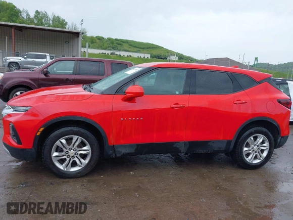 2020 Chevrolet Blazer LT with VIN 3GNKBHR46LS669529, listed as a IAAI auction lot 42226887 with 87,894 mi miles and . Bid and sale history available at DreamBid. Image 15.