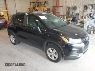 2022 Chevrolet Trax LT with VIN KL7CJPSM1NB563974, listed as a IAAI auction lot 42080504 with 18,396 mi miles and . Bid and sale history available at DreamBid. Image 1.