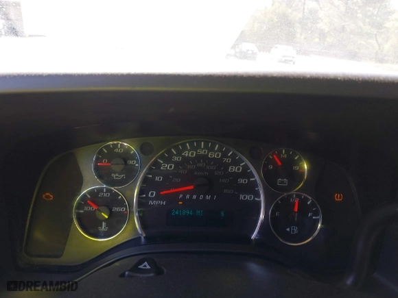 2019 Chevrolet Express Passenger LT with VIN 1GAZGPFG4K1286442, listed as a IAAI auction lot 41908138 with 241,894 mi miles. Bid and sale history available at carsss.com. Image 7.