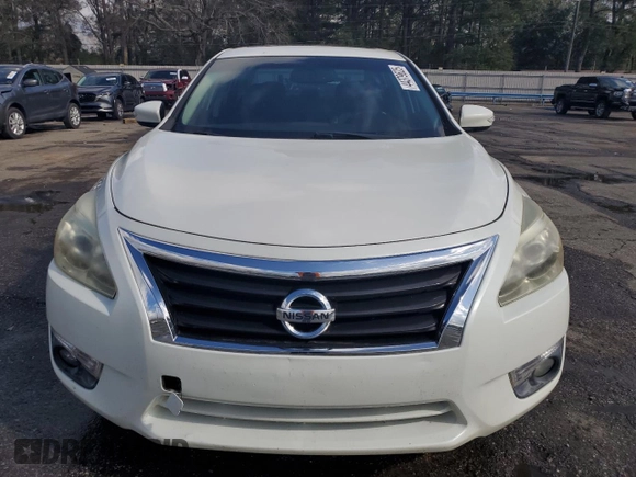 2014 Nissan Altima S with VIN 1N4BL3APXEC401077, listed as a Copart auction lot 44379625 with 106,854 mi miles and Salvage title. Bid and sale history available at DreamBid. Image 5.