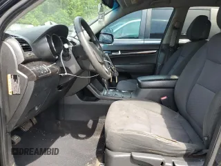 2013 Kia Sorento LX с VIN 5XYKT4A20DG327795, выставлен на аукционе Copart как лот 56863935 с пробегом Не указан миль и Списание • Salvage title. История ставок и продаж доступна на DreamBid. Изображение 7.