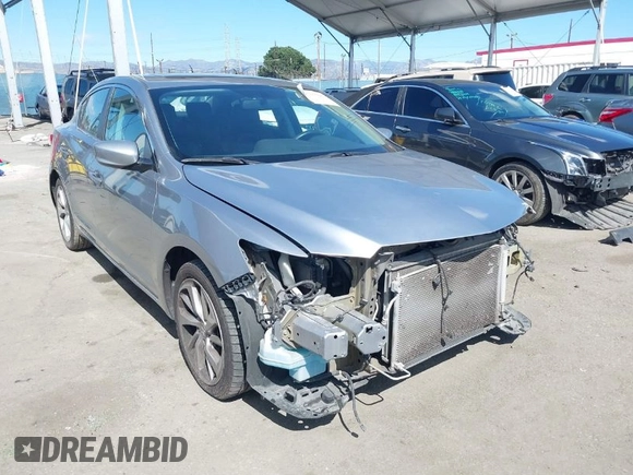 2017 Acura ILX with VIN 19UDE2F32HA002193, listed as a IAAI auction lot 41705093 with 92,811 mi miles. Bid and sale history available at carsss.com. Image 1.