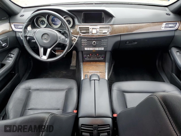 2016 Mercedes-Benz E 350 Luxury with VIN WDDHF8JB1GB202432, listed as a Copart auction lot 59417945 with 65,584 mi miles and Salvage title. Bid and sale history available at DreamBid. Image 8.