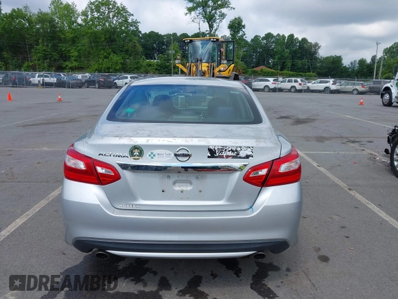 2017 Nissan Altima SV z VIN 1N4AL3AP1HC476475, wystawiony jako IAAI lot #39312828 z przebiegiem 59 498 mil mil oraz . Historia ofert i sprzedaży dostępna na DreamBid. Obrazek 16.