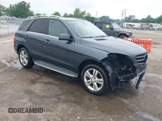 2014 Mercedes-Benz M 350 with VIN 4JGDA2EB1EA297314, listed as a IAAI auction lot 42727743 with 194,988 mi miles and . Bid and sale history available at DreamBid. Image 1.