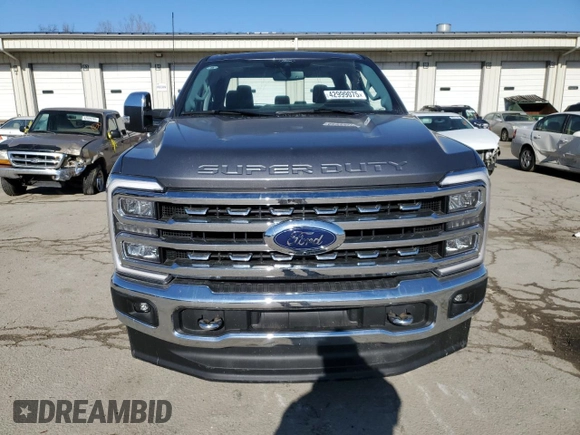 2024 Ford F-350 XL with VIN 1FT8W3BM3REC06545, listed as a Copart auction lot 42999075 with 9,336 mi miles and Salvage Title. Bid and sale history available at DreamBid. Image 5.
