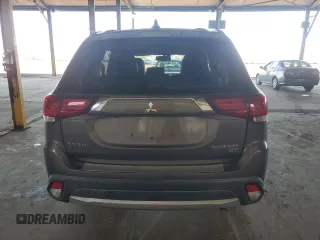 2017 Mitsubishi Outlander GT z VIN JA4JZ4AX4HZ013235, wystawiony jako Copart lot #74299434 z przebiegiem 103 738 mil mil oraz Szkoda całkowita • Salvage title. Historia ofert i sprzedaży dostępna na DreamBid. Obrazek 6.