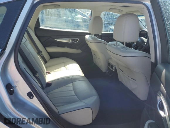 2018 Infiniti Q70 Luxe with VIN JN1BY1PP6JM330507, listed as a Copart auction lot 46118465 with 38,626 mi miles and Salvage title. Bid and sale history available at DreamBid. Image 10.
