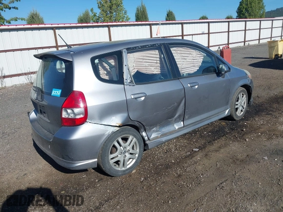 2007 Honda Fit Sport with VIN JHMGD37657S055233, listed as a IAAI auction lot 42194843 with 190,715 mi miles and . Bid and sale history available at DreamBid. Image 4.