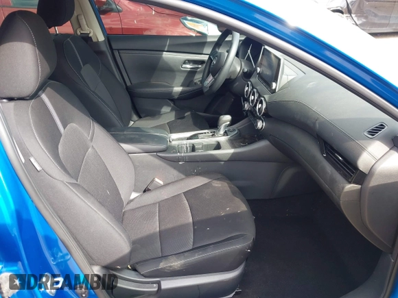 2024 Nissan Sentra SV with VIN 3N1AB8CV8RY280003, listed as a IAAI auction lot 40634571 with 3,371 mi miles and . Bid and sale history available at DreamBid. Image 5.