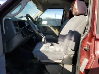 2003 Volkswagen EuroVan MV с VIN WV2NB47013H001081, выставлен на аукционе Copart как лот 82126354 с пробегом 158 433 миль миль и Чистый • Clean title. История ставок и продаж доступна на DreamBid. Изображение 7.