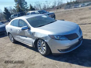 2013 Lincoln MKS EcoBoost with VIN 1LNHL9FT9DG613100, listed as a IAAI auction lot 41614096 with 207,789 mi miles. Bid and sale history available at carsss.com. Image 1.