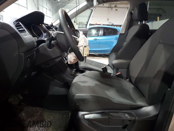 2019 Volkswagen Tiguan S with VIN 3VV0B7AX0KM177700, listed as a Copart auction lot 46752785 with 54,738 mi miles and Salvage title. Bid and sale history available at DreamBid. Image 7.