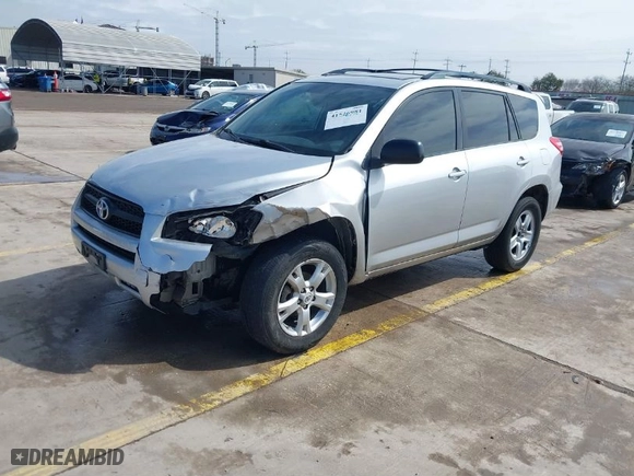 2011 Toyota RAV4 with VIN 2T3ZF4DV1BW052979, listed as a IAAI auction lot 41526981 with 215,034 mi miles. Bid and sale history available at carsss.com. Image 2.
