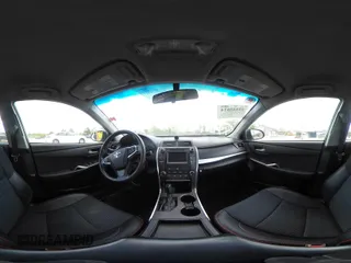 2015 Toyota Camry XLE z VIN 4T1BF1FK3FU956947, wystawiony jako IAAI lot #42342824 z przebiegiem 222 565 mil mil oraz . Historia ofert i sprzedaży dostępna na DreamBid. Obrazek 19.