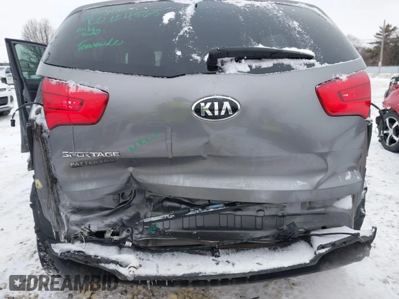 2016 Kia Sportage LX with VIN KNDPB3AC2G7847526, listed as a IAAI auction lot 41326209 with 202,657 mi miles. Bid and sale history available at carsss.com. Image 6.