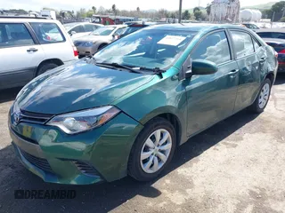 2015 Toyota Corolla L z VIN 5YFBURHE1FP331590, wystawiony jako IAAI lot #41827268 z przebiegiem 82 457 mil mil oraz . Historia ofert i sprzedaży dostępna na DreamBid. Obrazek 2.