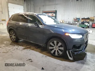 2021 Volvo XC90 Inscription with VIN YV4A22PL0M1747895, listed as a Copart auction lot 89405255 with 57,270 mi miles and Salvage title. Bid and sale history available at DreamBid. Image 4.
