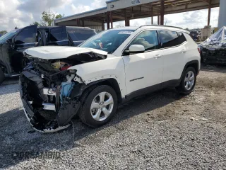 2019 Jeep Compass Altitude with VIN 3C4NJCBB7KT676938, listed as a Copart auction lot 55511795 with 17,676 mi miles and Non repairable. Bid and sale history available at DreamBid. Image 1.