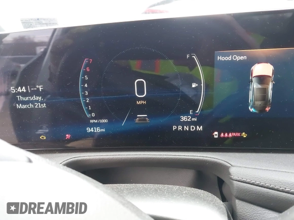 2025 Cadillac XT4 AWD Premium Luxury with VIN 1GYFZDR41SF131347, listed as a IAAI auction lot 42198131 with 9,416 mi miles and . Bid and sale history available at carsss.com. Image 7.