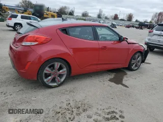 2017 Hyundai Veloster Value Edition with VIN KMHTC6AD9HU324475, listed as a Copart auction lot 82224274 with 86,533 mi miles and Salvage Title. Bid and sale history available at carsss.com. Image 3.