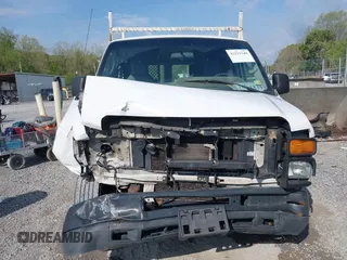 2010 Ford Econoline Cargo Commercial с VIN 1FTNE2EW9ADA55959, выставлен на аукционе IAAI как лот 42133248 с пробегом 271 470 миль миль и . История ставок и продаж доступна на DreamBid. Изображение 12.