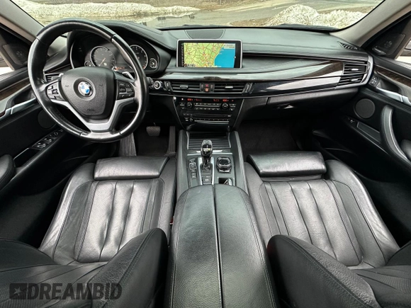 2016 BMW X6 xDrive50i with VIN 5UXKU6C5XG0R34277, listed as a Copart auction lot 48402165 with 103,762 mi miles and Clean Title. Bid and sale history available at carsss.com. Image 9.