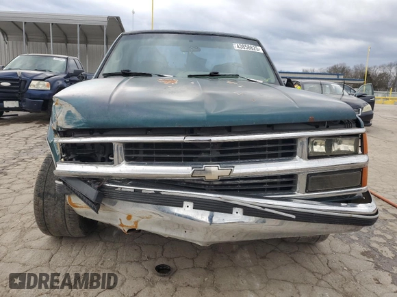 1996 Chevrolet Silverado 1500 with VIN 1GCEC14M0TZ106786, listed as a Copart auction lot 43858625 with 213,182 mi miles and Non Repairable. Bid and sale history available at DreamBid. Image 5.