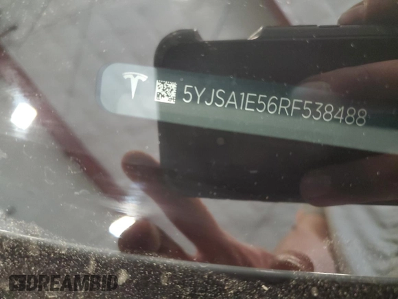 2024 Tesla Model S with VIN 5YJSA1E56RF538488, listed as a Copart auction lot 54702885 with 9,470 mi miles and Salvage title. Bid and sale history available at DreamBid. Image 13.