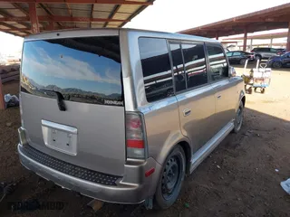 2005 Scion xB with VIN JTLKT334850214892, listed as a IAAI auction lot 42088511 with 1 mi miles. Bid and sale history available at carsss.com. Image 4.
