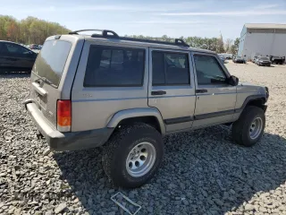 2000 Jeep Cherokee z VIN 1J4FF48S9YL220831, wystawiony jako Copart lot #54304615 z przebiegiem Nie podano mil oraz Szkoda całkowita • Salvage title. Historia ofert i sprzedaży dostępna na DreamBid. Obrazek 3.