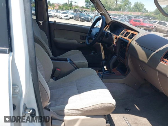 1998 Toyota 4Runner SR5 z VIN JT3HN86R2W0140234, wystawiony jako IAAI lot #42413268 z przebiegiem 187 772 mil mil oraz . Historia ofert i sprzedaży dostępna na DreamBid. Obrazek 5.