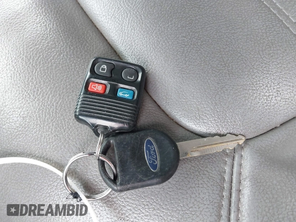 2004 Ford Explorer XLT z VIN 1FMZU73W44UA79929, wystawiony jako IAAI lot #41612541 z przebiegiem 142 867 mil mil oraz . Historia ofert i sprzedaży dostępna na DreamBid. Obrazek 11.