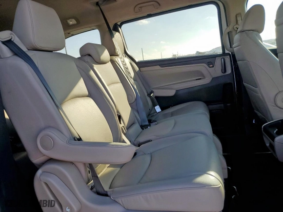 2024 Honda Odyssey Touring with VIN 5FNRL6H82RB013455, listed as a Copart auction lot 46659405 with 13,857 mi miles and Salvage Title. Bid and sale history available at carsss.com. Image 11.