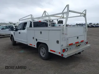 2022 Ford F-250 XL with VIN 1FD7X2A65NED19425, listed as a IAAI auction lot 42178334 with 64,857 mi miles and . Bid and sale history available at DreamBid. Image 3.