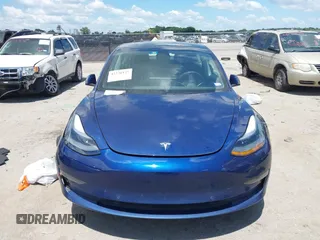 2021 Tesla Model 3 Standard Range Plus z VIN 5YJ3E1EAXMF098855, wystawiony jako IAAI lot #42226127 z przebiegiem 34 351 mil mil oraz . Historia ofert i sprzedaży dostępna na DreamBid. Obrazek 12.