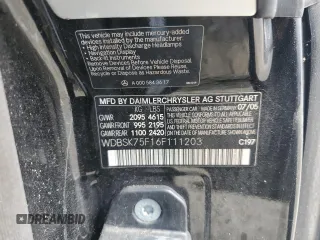 2006 Mercedes-Benz SL 500 z VIN WDBSK75F16F111203, wystawiony jako Copart lot #56429385 z przebiegiem Nie podano mil oraz Szkody całkowita. Historia ofert i sprzedaży dostępna na DreamBid. Obrazek 12.