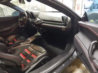2011 Ferrari 458 Italia z VIN ZFF67NFA7B0178589, wystawiony jako IAAI lot #41285530 z przebiegiem 9226 mil mil oraz . Historia ofert i sprzedaży dostępna na DreamBid. Obrazek 5.