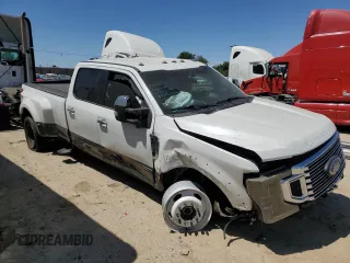 2021 Ford F-450 XL with VIN 1FT8W4DTXMED30296, listed as a Copart auction lot 58483974 with 25,593 mi miles and Salvage Title. Bid and sale history available at carsss.com. Image 1.