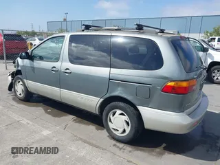 1998 Toyota Sienna LE с VIN 4T3ZF13C8WU033706, выставлен на аукционе IAAI как лот 42471688 с пробегом 187 774 миль миль и . История ставок и продаж доступна на DreamBid. Изображение 3.