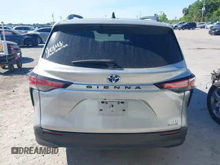2021 Toyota Sienna LE with VIN 5TDBRKEC2MS021058, listed as a IAAI auction lot 41863947 with 73,608 mi miles. Bid and sale history available at carsss.com. Image 15.