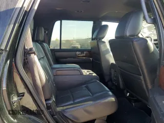 2011 Lincoln Navigator z VIN 5LMJJ2H54BEJ04714, wystawiony jako Copart lot #83490764 z przebiegiem 82 685 mil mil oraz Szkoda całkowita • Salvage title. Historia ofert i sprzedaży dostępna na DreamBid. Obrazek 12.