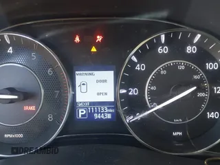 2019 Nissan Armada Platinum with VIN JN8AY2NF1K9350665, listed as a IAAI auction lot 41371514 with 111,133 mi miles. Bid and sale history available at carsss.com. Image 7.