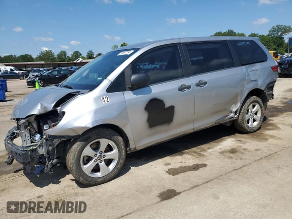 2018 Toyota Sienna L with VIN 5TDZZ3DCXJS928724, listed as a Copart auction lot 58067154 with 233,628 mi miles and Salvage Title. Bid and sale history available at DreamBid. Image 1.
