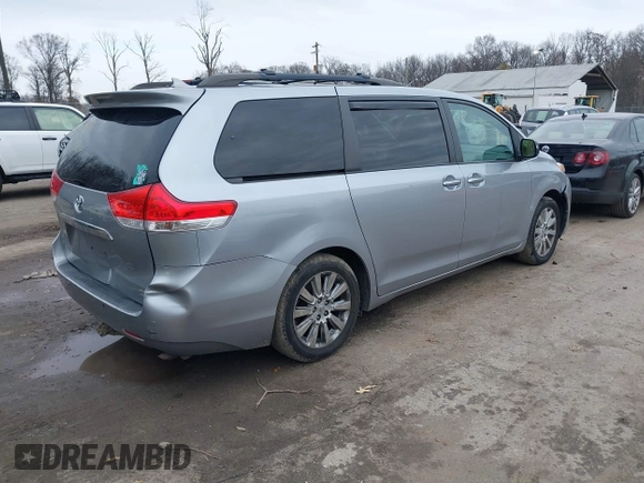 2012 Toyota Sienna XLE with VIN 5TDDK3DC7CS037579, listed as a IAAI auction lot 41080620 with 158,843 mi miles. Bid and sale history available at carsss.com. Image 4.